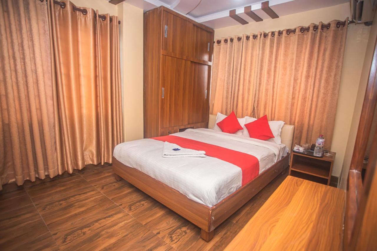 Hotel Dream Light Pokhara Bagian luar foto